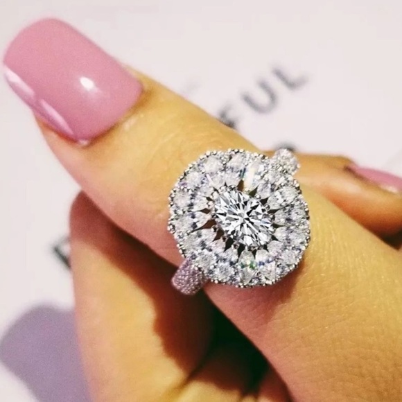 MARQUISE 925 STERLING SILVER OVAL DIAMOND RING, CUTE RING, SHINY RING. - Picture 1 of 4